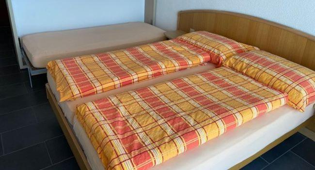 Hotel Krone Uetendorf Bagian luar foto