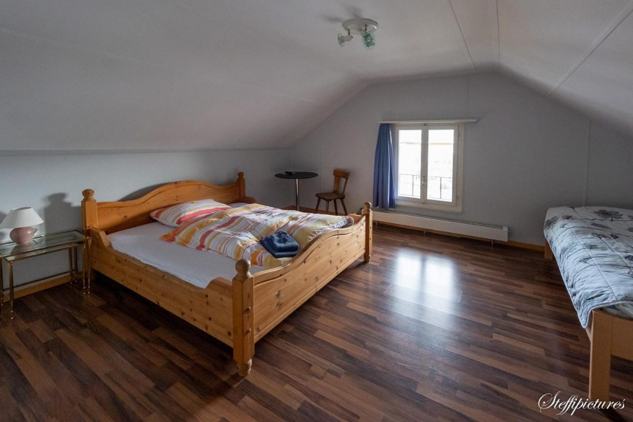 Hotel Krone Uetendorf Bagian luar foto