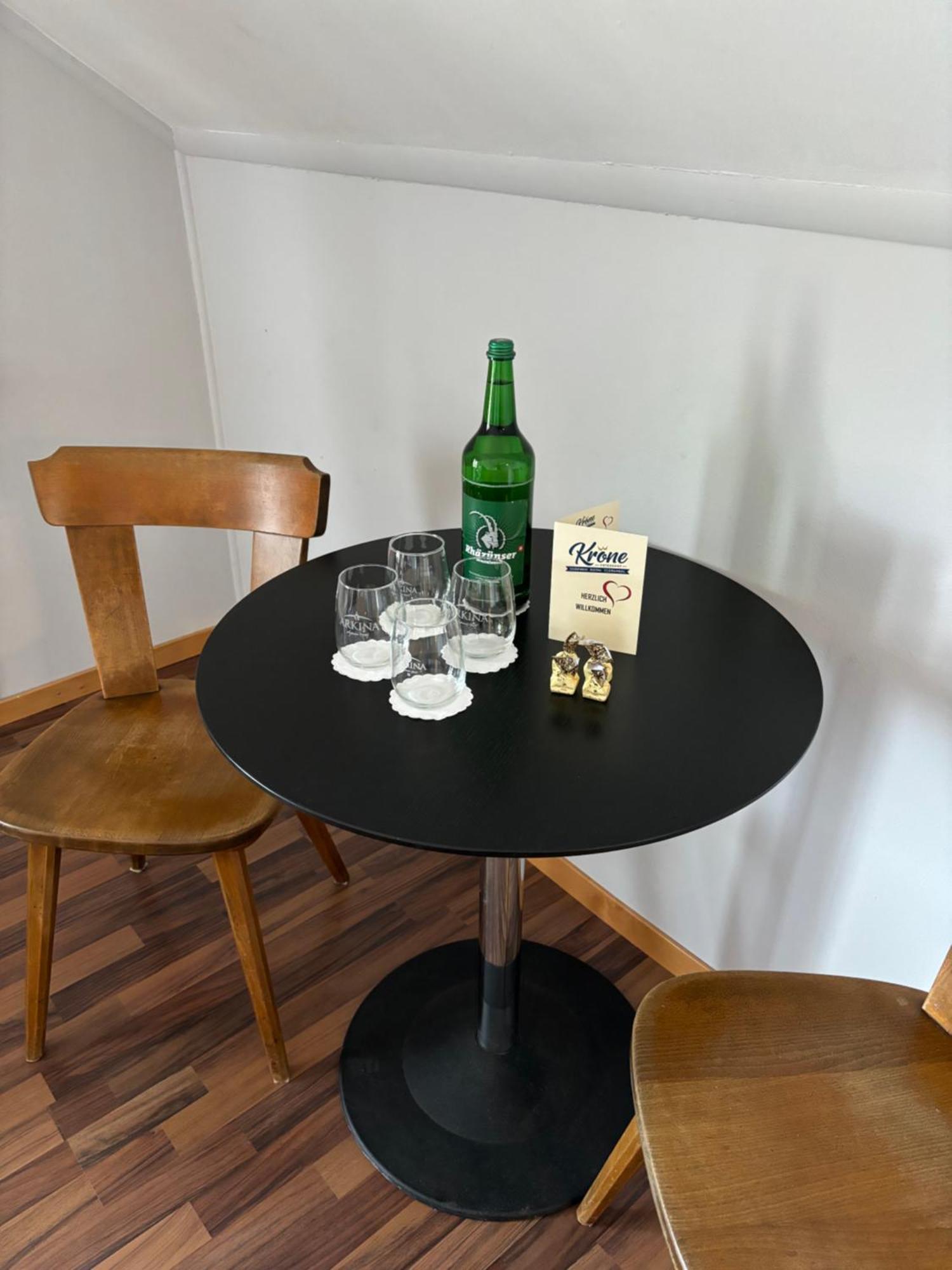 Hotel Krone Uetendorf Bagian luar foto